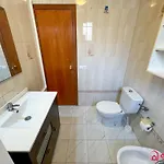 El
